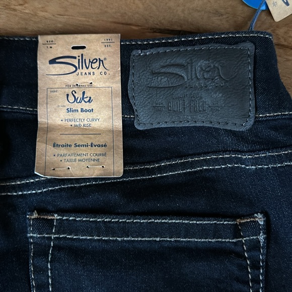 Silver Jeans Co. Suki slim boot. - Picture 4 of 5